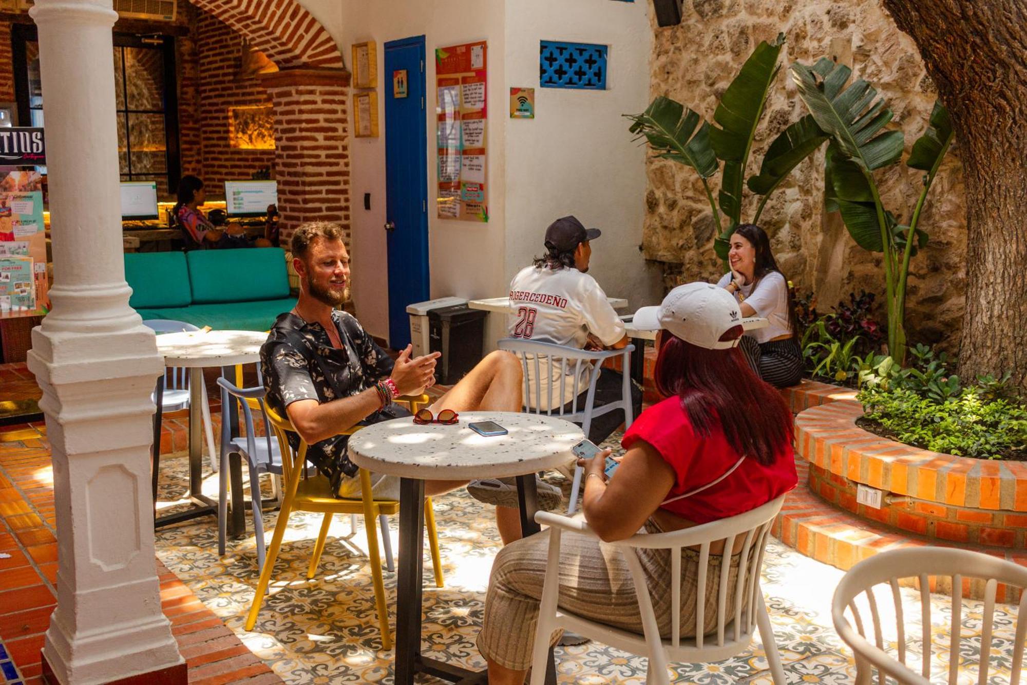 Los Patios Hostel Картахена Экстерьер фото